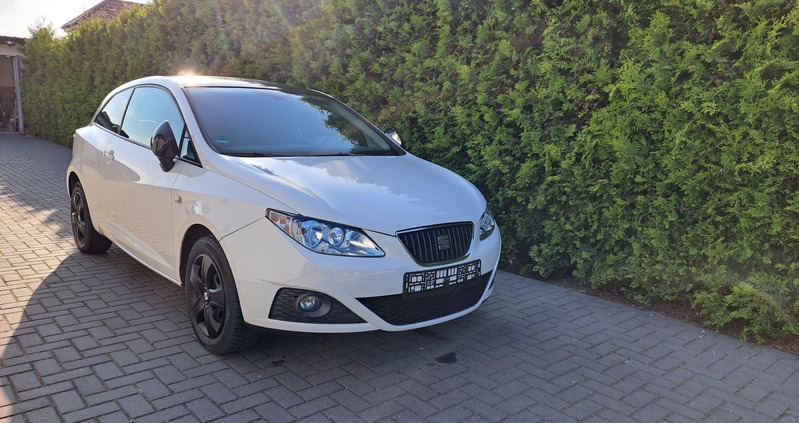 Seat Ibiza cena 17900 przebieg: 141663, rok produkcji 2011 z Witkowo małe 379